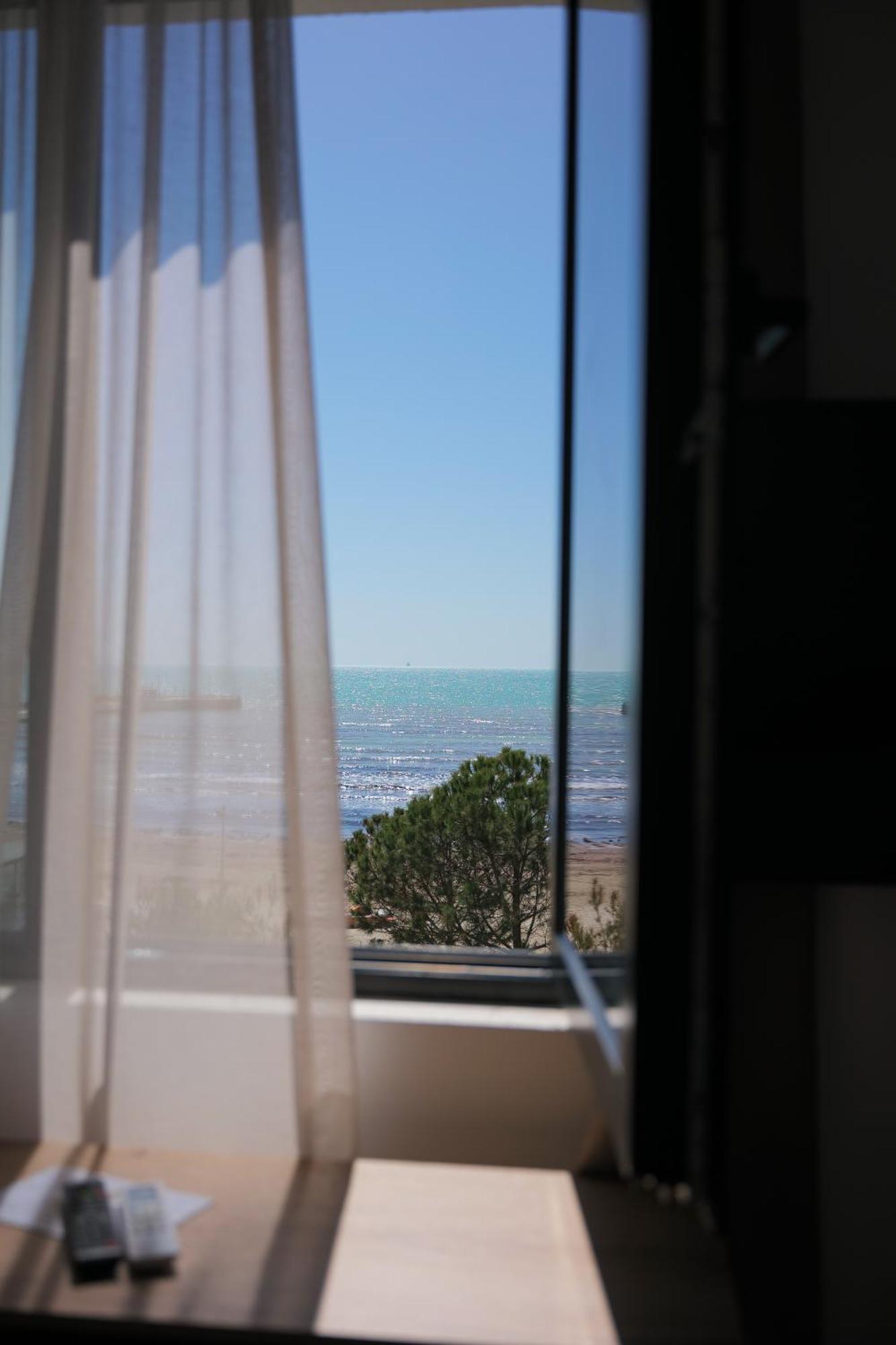 Afa Hotel Durres Exterior photo