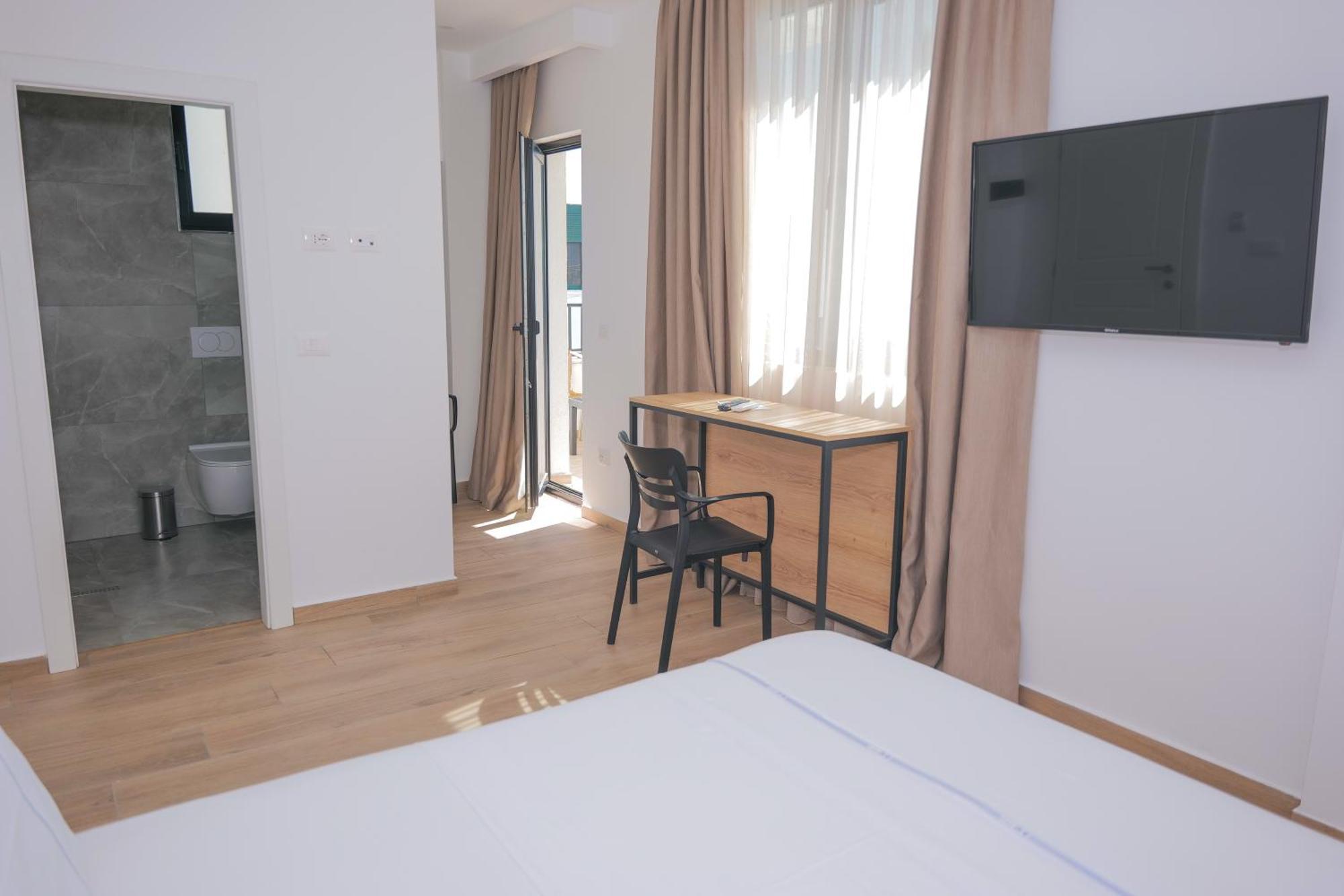 Afa Hotel Durres Exterior photo